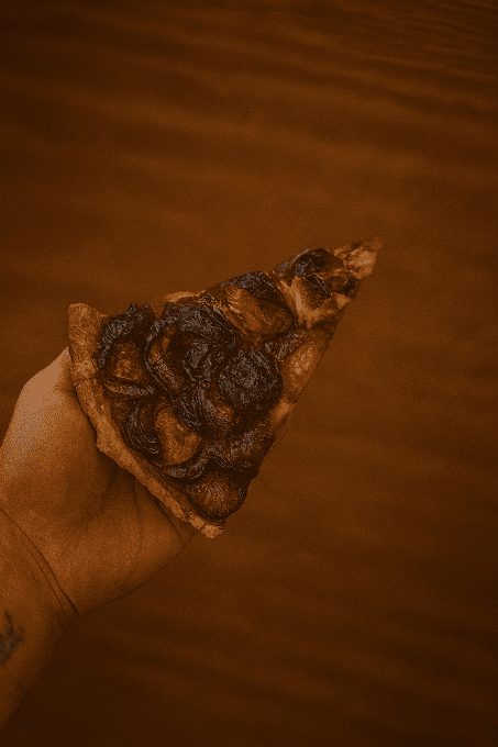 LA PART DE TARTE AUX FRUITS*