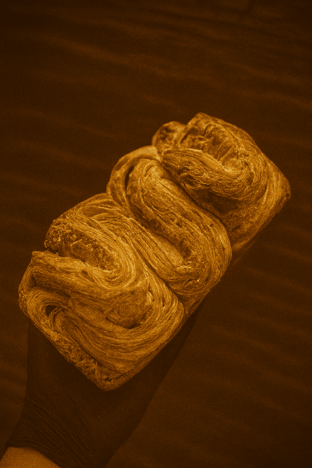 LA BRIOCHE FEUILLETÉE*